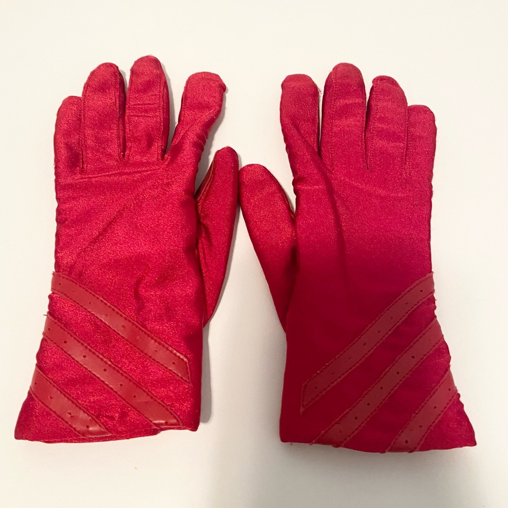 Isotoner lined insulated driving gloves